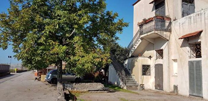 Casa quadrilocale in vendita in Via Scanio, Boscoreale