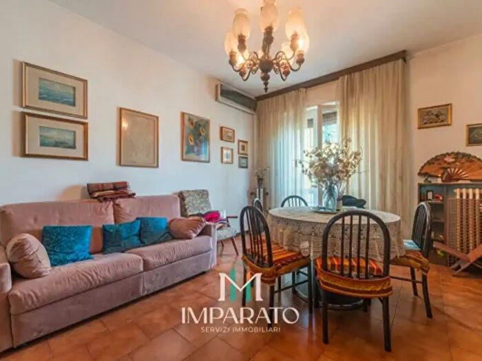 Appartamento trilocale in vendita in Vicolo Giacomo Leopardi, Bresso