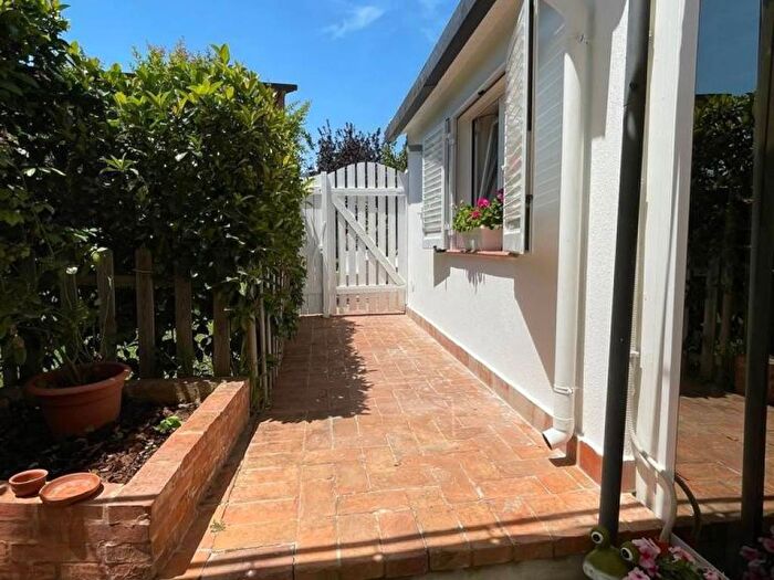 Casa bilocale in affitto in Via Scutieri, Mondello Valdesi, Palermo