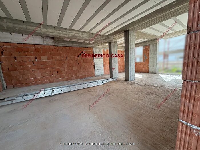 Casa quadrilocale in vendita in Via Giuseppe Lanza di Scalea Palermo Pa Italia, Palermo