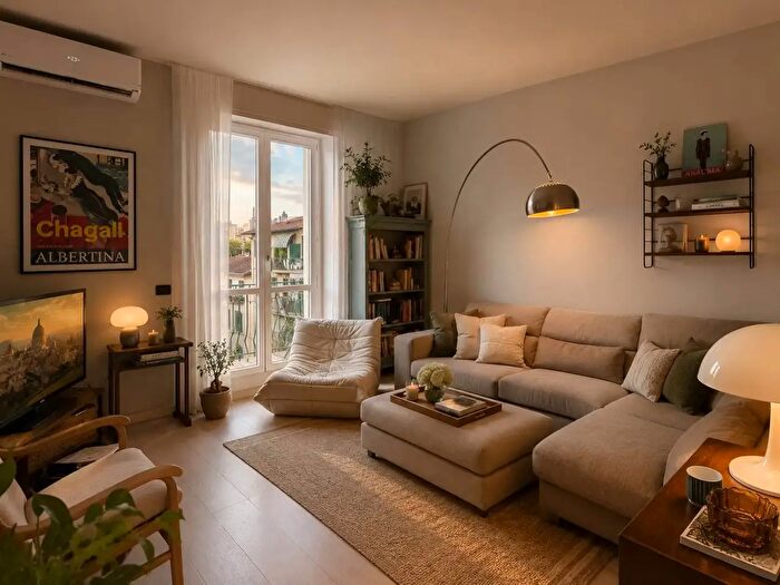 Appartamento con 6 locali in affitto in Firenze