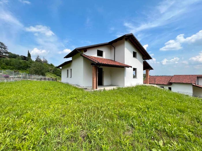 Casa con 5 locali in affitto in Via Mondo, Centro, Montechiaro d'Asti
