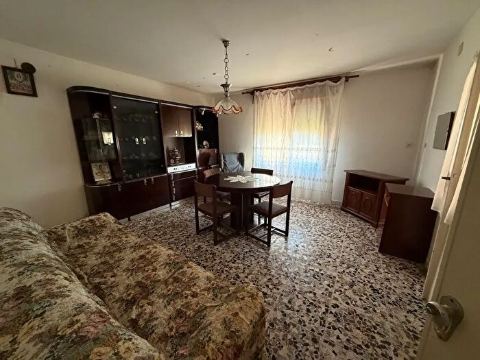 Casa con 7 locali in vendita in Villamarzana