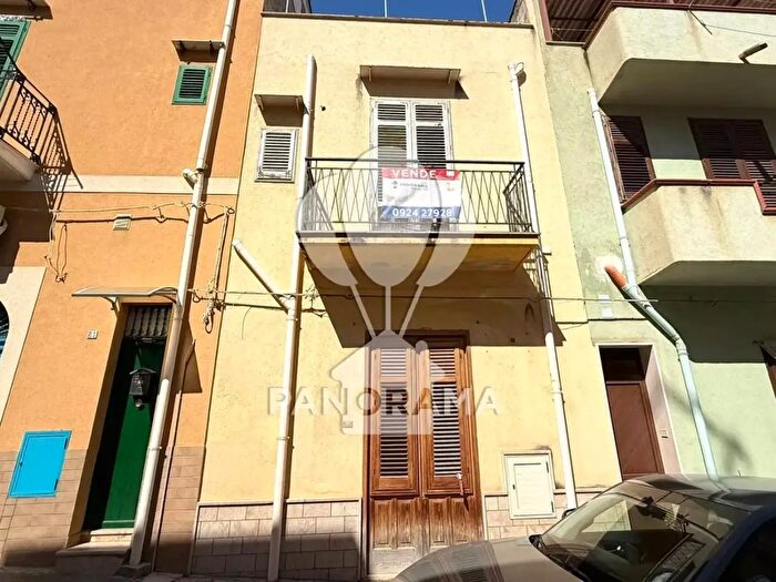 Casa con 5 locali in vendita in Via Galileo Galilei, Balestrate