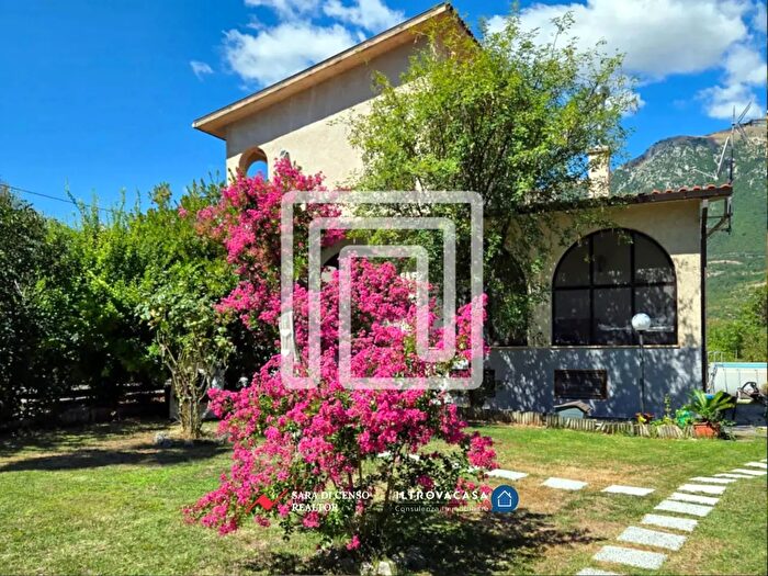 Casa con 5 locali in vendita in Sp, Bugnara