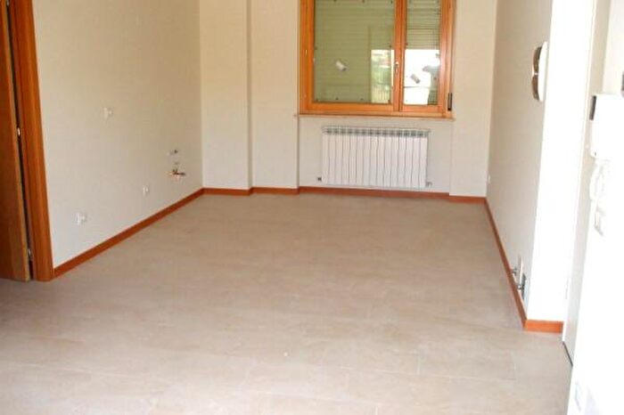 Appartamento con 5 locali in vendita in Piazza Matteotti, Maiolati Spontini