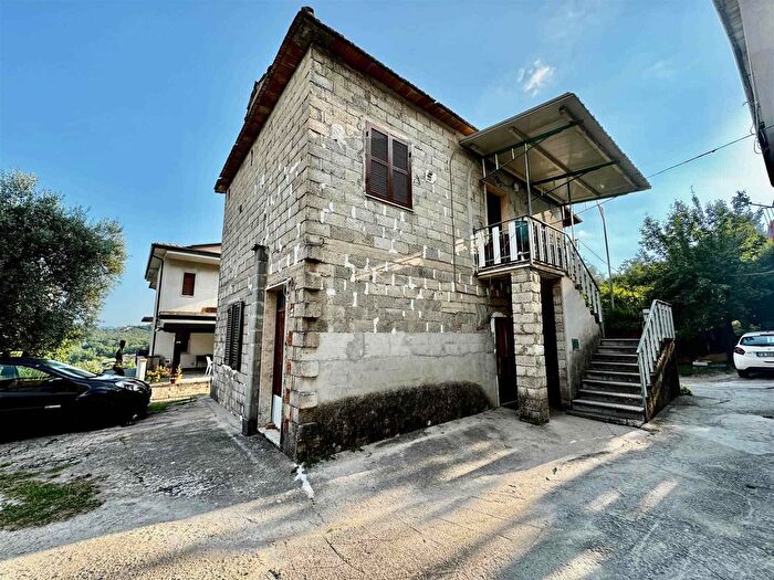 Casa bilocale in vendita in Via Colle Roffio, Frosinone