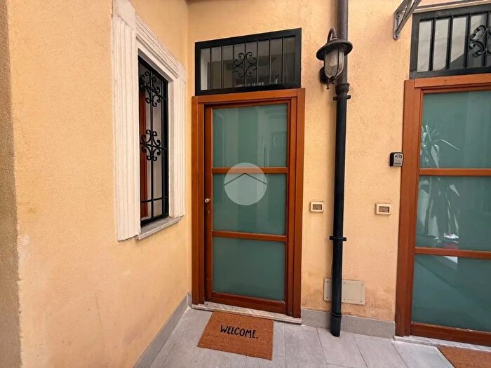 Appartamento bilocale in affitto in Vicolo Forno ai Maestri d'Acqua, Palermo