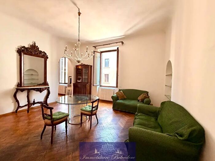 Appartamento con 6 locali in vendita in Via Pierluigi da Palestrina, Firenze