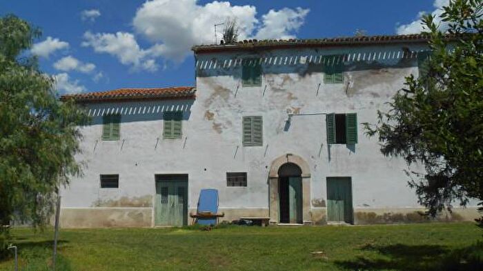 Casa con 6 locali in vendita in Quinto Areto, Castelbellino