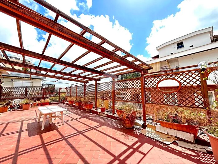 Appartamento quadrilocale in vendita in Via Aurelia, Roma