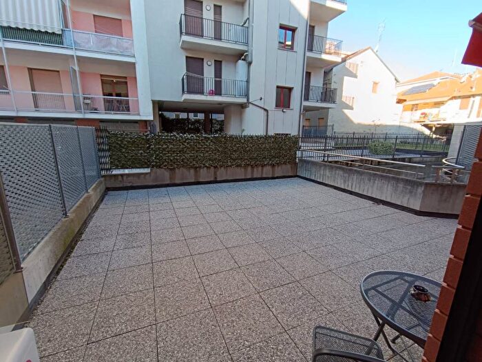 Appartamento trilocale in affitto in Corso Piave, Borgo Piave Corso Europa Zona Ferrero, Alba