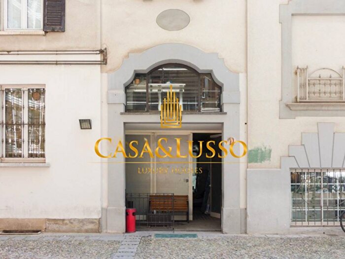 Casa quadrilocale in affitto in Viale Premuda, Piave Tricolore, Milano