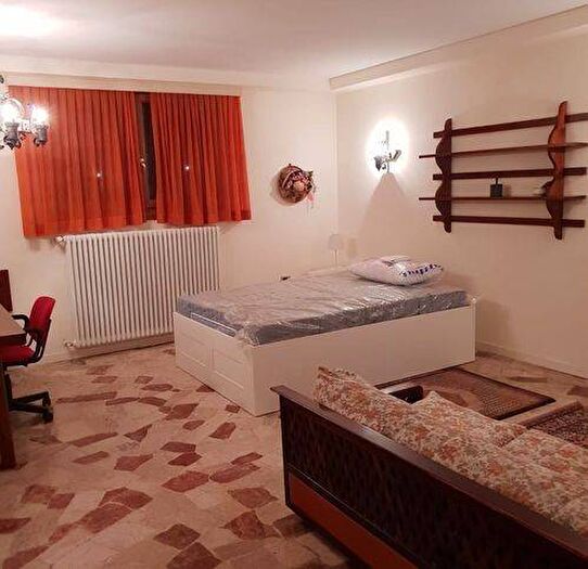 Casa con 6 locali in affitto in Viale Trieste, San Francesco, Vicenza