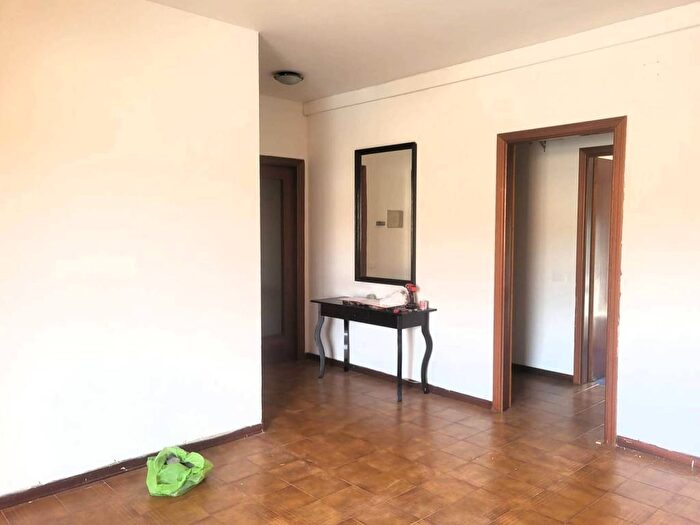 Appartamento trilocale in affitto in Semicentro, Cascina