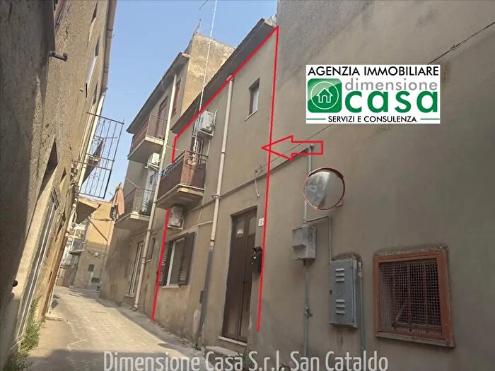 Casa monolocale in vendita in Via Bellomo, San Cataldo