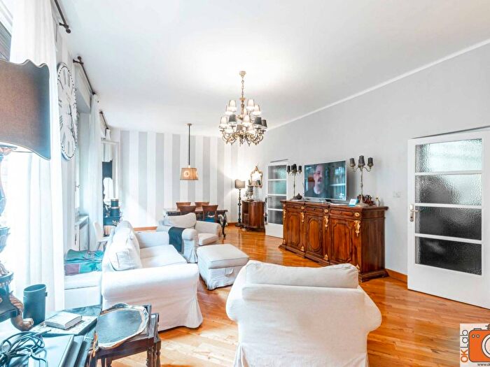 Appartamento quadrilocale in affitto in Borgo Marzo, Centro Storico, Parma