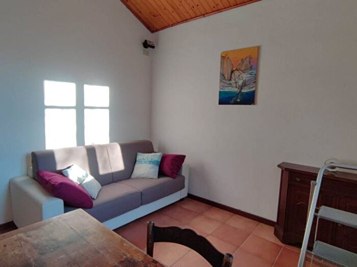 Appartamento bilocale in affitto in Via Castel Baradello, Monte Croce, Como