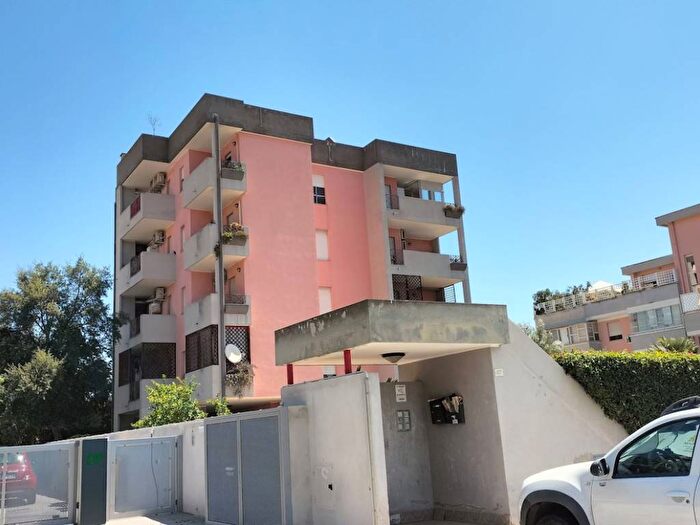 Appartamento trilocale in affitto in Via Montanaru, Selargius