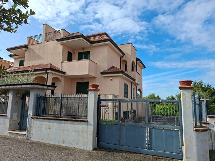 Casa con 6 locali in affitto in Via Giustino Fortunato, Centro, Sant'Anastasia