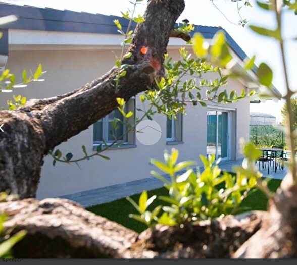 Casa quadrilocale in vendita in Via Vighenzi, Padenghe Sul Garda