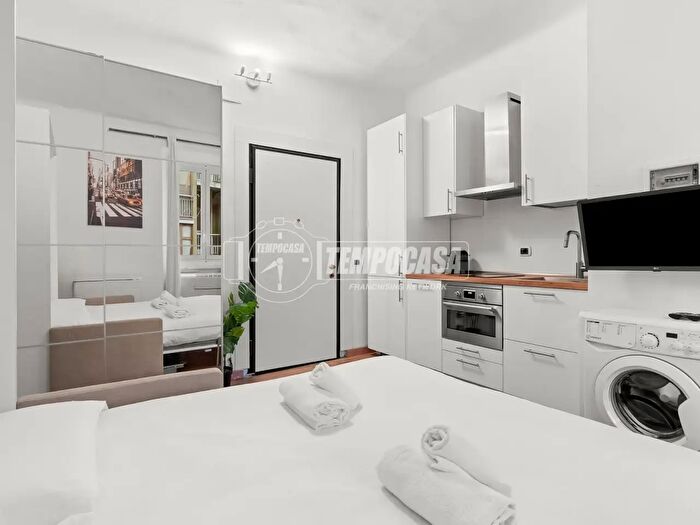 Appartamento monolocale in vendita in Via Bezzecca, Milano