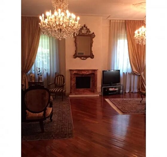 Casa trilocale in vendita in Via Vittorio Veneto Piacenza, Piacenza