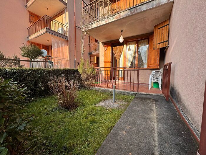 Casa con 5 locali in vendita in Località Paschè, Paesana