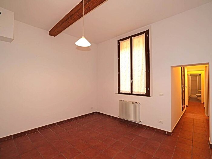 Appartamento bilocale in affitto in Via San Vitale, Centro Storico, Bologna