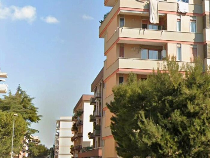 Appartamento bilocale in affitto in Via Mauro Amoruso, Poggiofranco, Bari