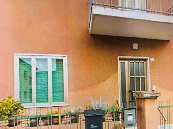 Appartamento con 5 locali in vendita in Via Giugno, San Giovanni Lupatoto