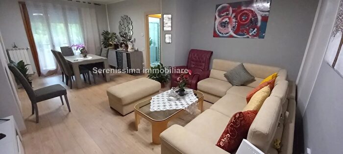 Appartamento con 5 locali in vendita in Vallefoglia