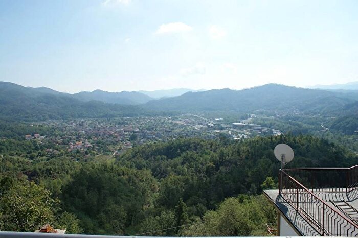 Appartamento quadrilocale in vendita in Brugnato