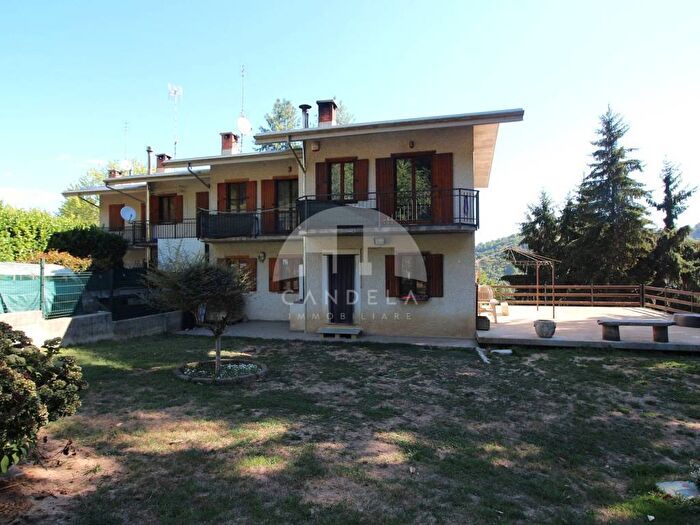 Casa con 5 locali in vendita in Via Chiasse, Frabosa Sottana