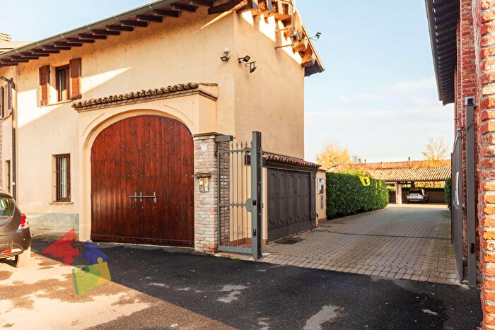 Appartamento bilocale in vendita in Via Val Tanturla, Torre DIsola