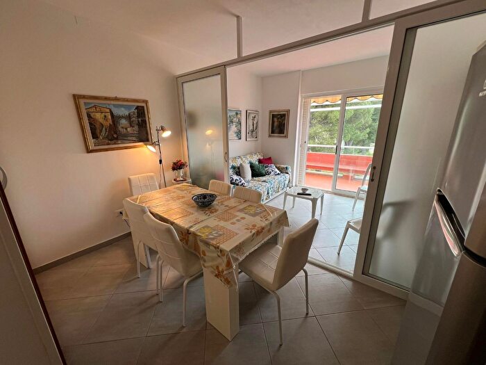 Appartamento bilocale in vendita in Ei Cavalleggeri Sud, Bibbona