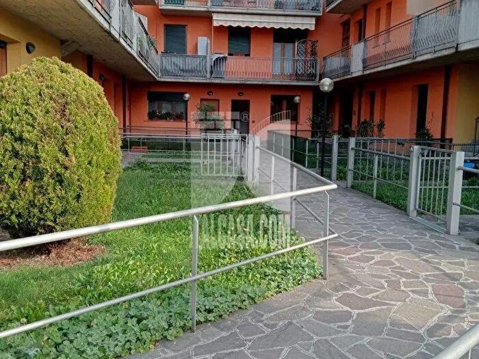 Appartamento bilocale in affitto in Via dei Gelsi, Villa Di Serio