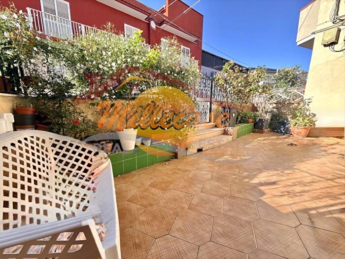 Casa quadrilocale in vendita in Via Rapisardi, Siracusa