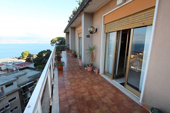 Appartamento con 5 locali in vendita in Via Panoramica dello Stretto, Messina