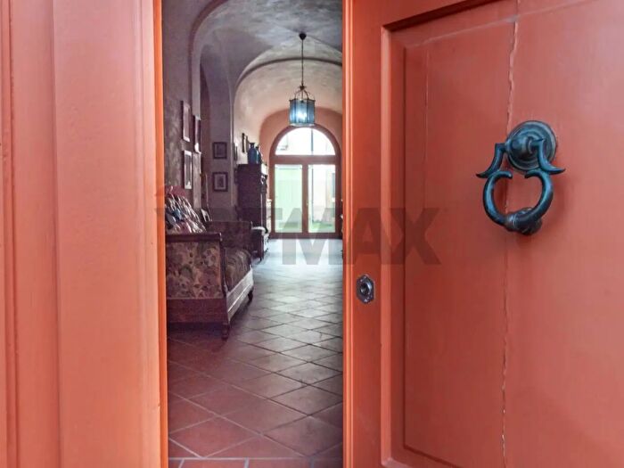 Casa con 10 locali in vendita in Via San Martino E Solferino, Gazzuolo