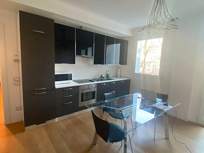 Appartamento bilocale in affitto in Largo Europa, Savonarola Ponte Molino, Padova