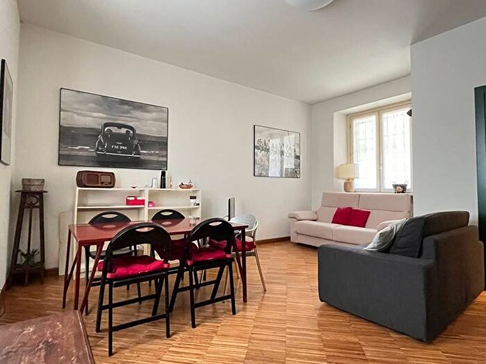 Appartamento bilocale in affitto in Via Altaguardia, Porta Romana Medaglie dOro, Milano