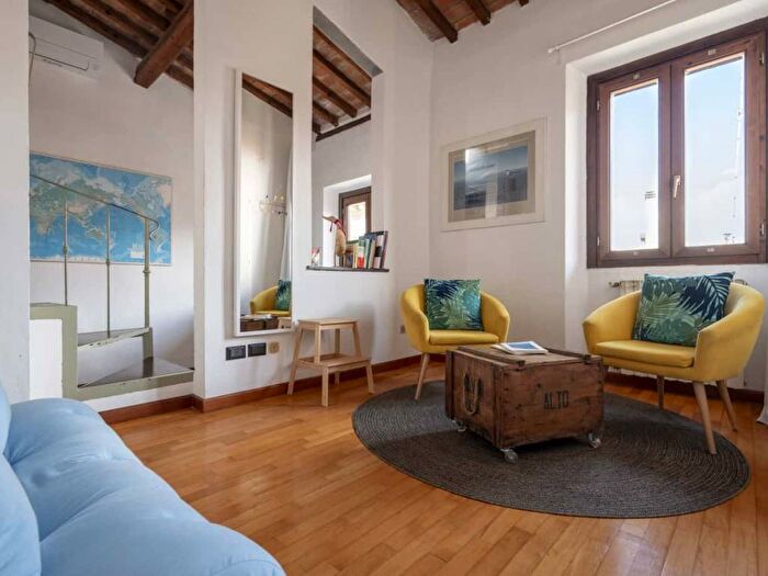 Appartamento monolocale in affitto in Piazza di Santa Maria Novella, Santa Maria Novella, Firenze