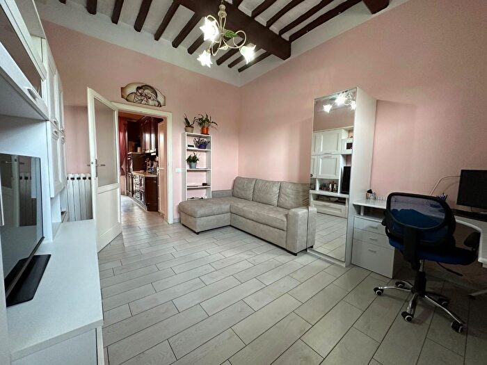 Casa quadrilocale in vendita in Pisa