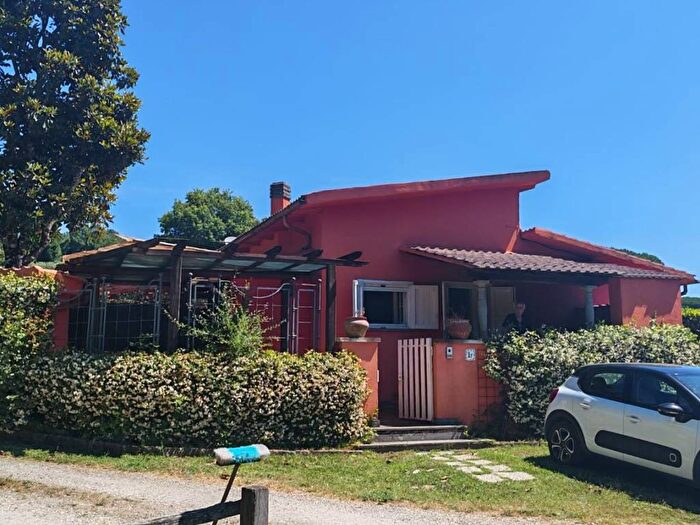 Appartamento trilocale in affitto in Località La Calandrina, Sutri