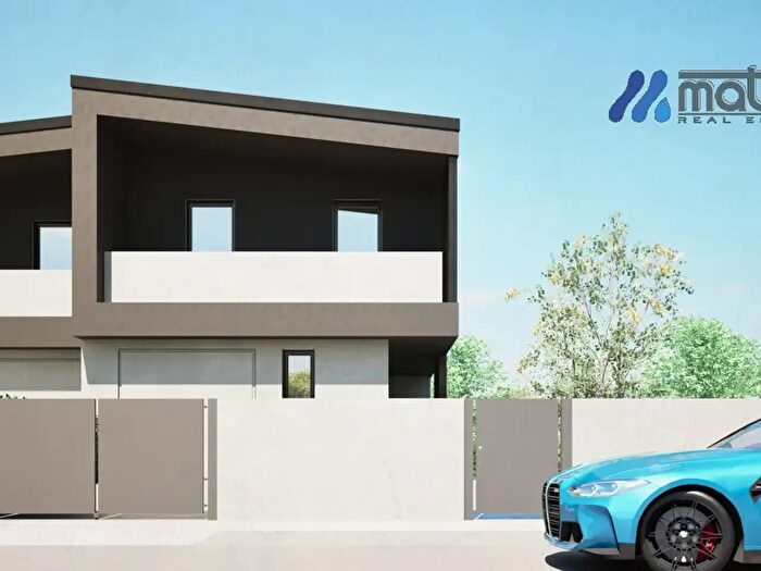 Casa con 10 locali in vendita in Via Galvan, Pontelongo