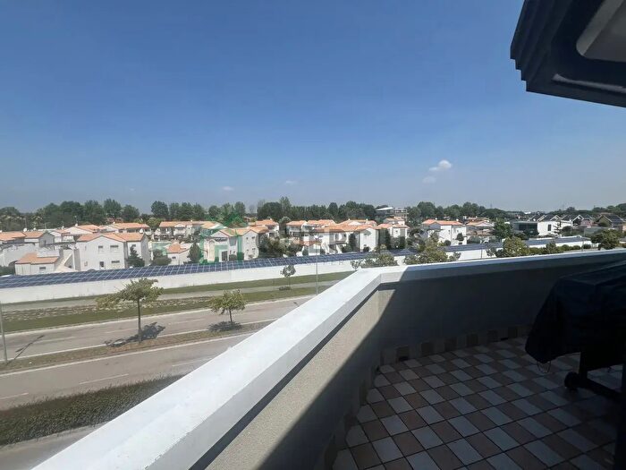 Appartamento con 6 locali in vendita in Via Ticino, Jesolo