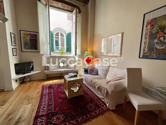 Appartamento bilocale in affitto in Illungo, Lucca
