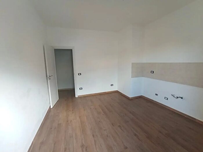 Appartamento trilocale in vendita in Via Edmondo De Amicis, Carini