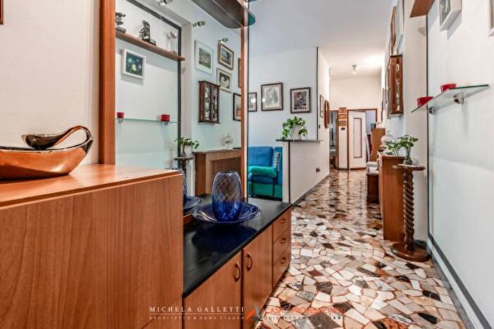 Appartamento trilocale in vendita in Bologna